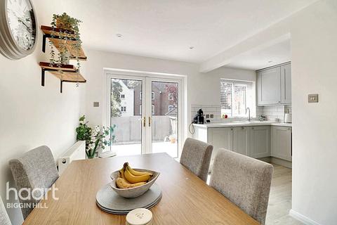 undefined, Black Eagle Close, Westerham