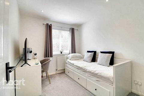 Brewery Cottage, 2 Black Eagle Close, Westerham, TN16 1TF
