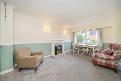1 bedroom flat for sale, Springfield Meadows, Weybridge KT13