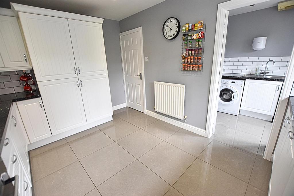 Kitchen diner