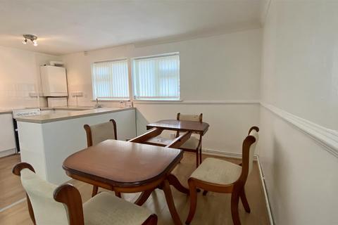 undefined, Triumph Close, Coventry * GROUND FLOOR *
