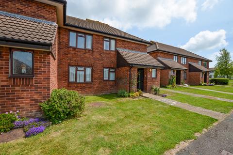 2 bedroom retirement property for sale, Ruxley Court, Swanley Close, Eastbourne, East Sussex, BN23