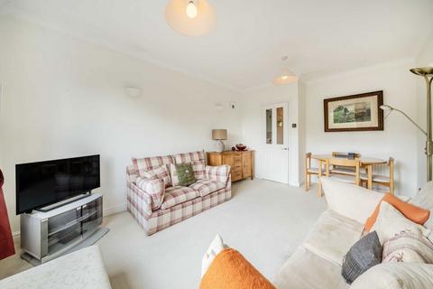 undefined, Kempton Court, Sunbury-On-Thames TW16