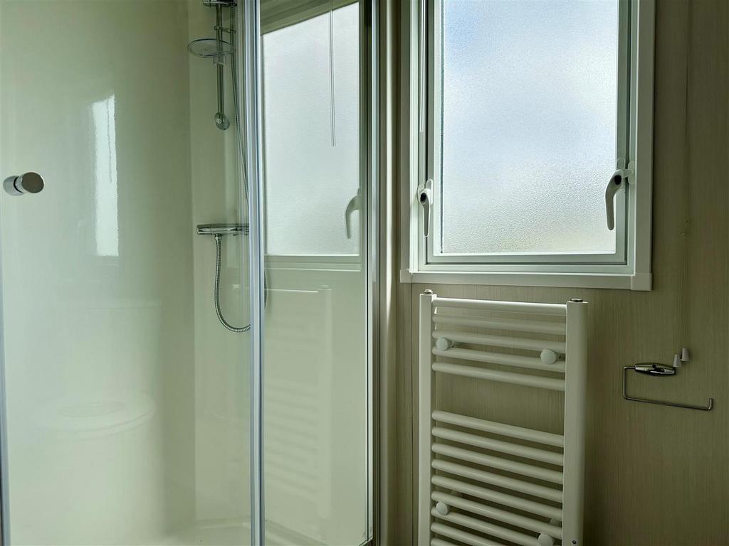 Shower.jpg