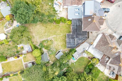 11 Warwick Gardens, Romford, RM2 6QS