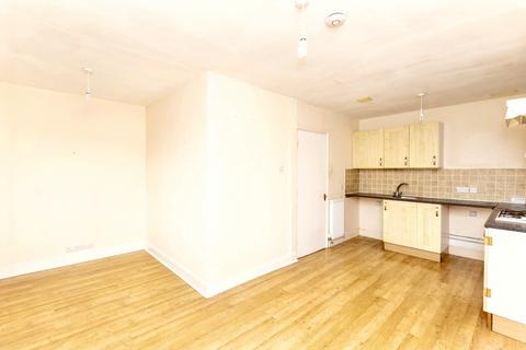 1 bedroom flat for sale, 55B High Street North, Dunstable LU6 1JF