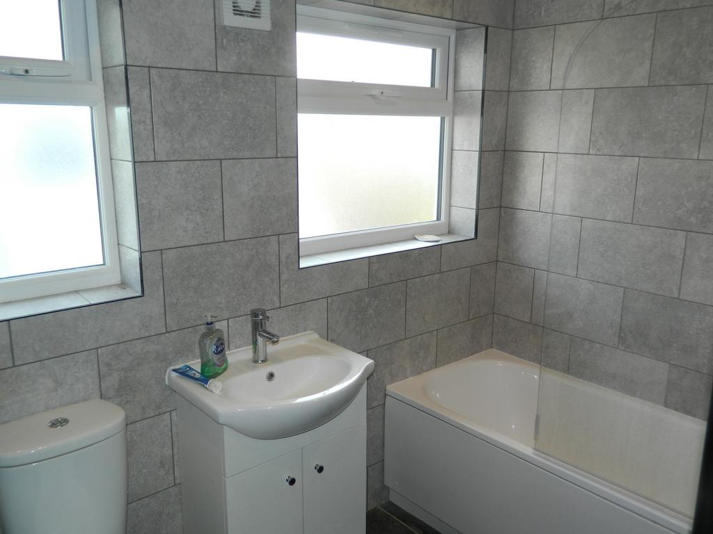 Modern bathroom