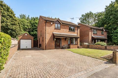 undefined, Saffron Close, Taunton