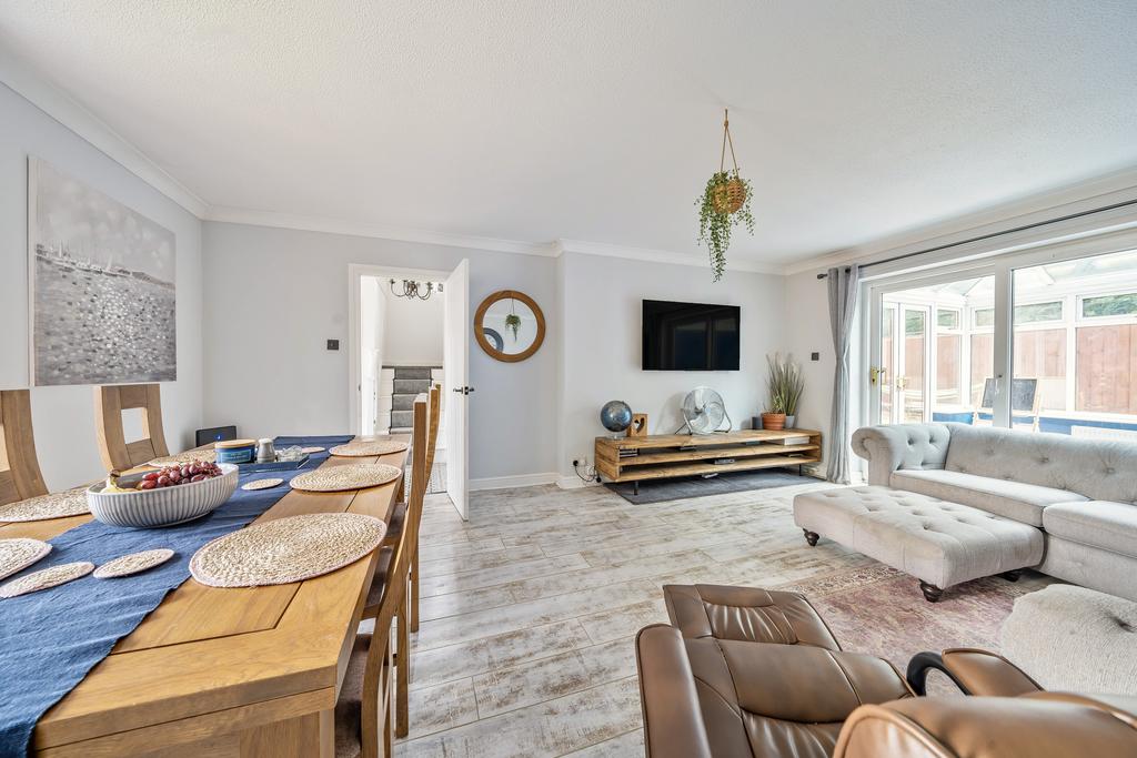 Living  / Dining Room