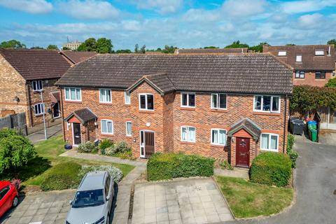 42 Earlsfield Drive, Chelmsford, CM2 6SX