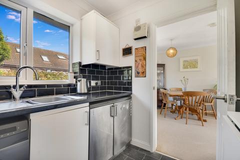 42 Earlsfield Drive, Chelmsford, CM2 6SX