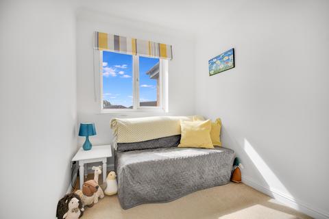 42 Earlsfield Drive, Chelmsford, CM2 6SX