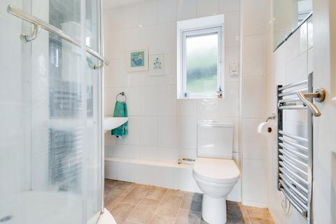 42 Earlsfield Drive, Chelmsford, CM2 6SX