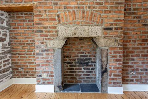 5/5 Beaverhall Road, Edinburgh, EH7 4JQ