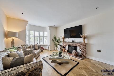 4 bedroom detached house for sale, Marlborough Road, Swindon, SN3