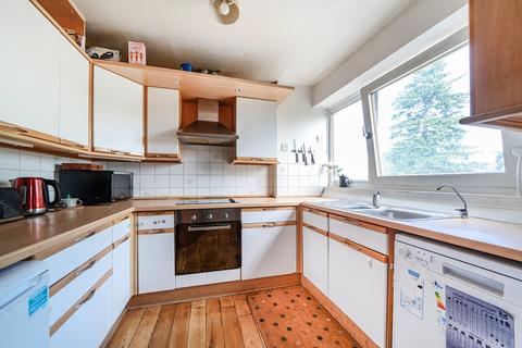 4 bedroom terraced house for sale, Bedster Gardens, West Molesey, Surrey, KT8