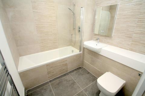 2 bedroom apartment to rent, London Road, Staines-upon-Thames, TW18
