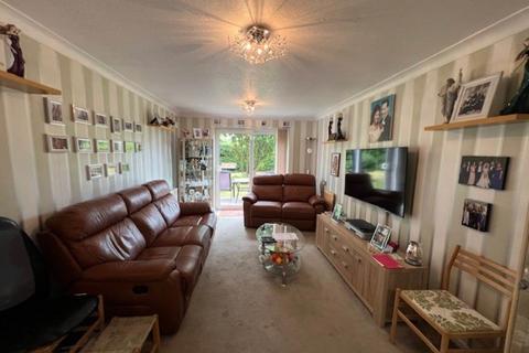 1 bedroom retirement property for sale, Rosewood Court, Chadwell Heath, Romford