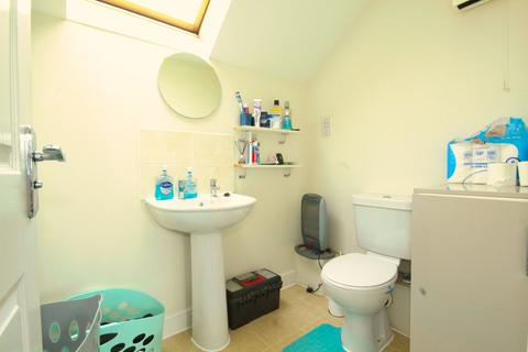 undefined, Isabelle Court, Kettering, NN16