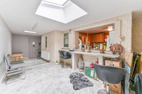 undefined, South Norwood Hill, South Norwood, London, SE25