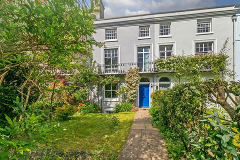 St. James Terrace, Winchester, SO22