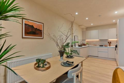 Marble House, Hayes and Harlington, Hayes, UB3