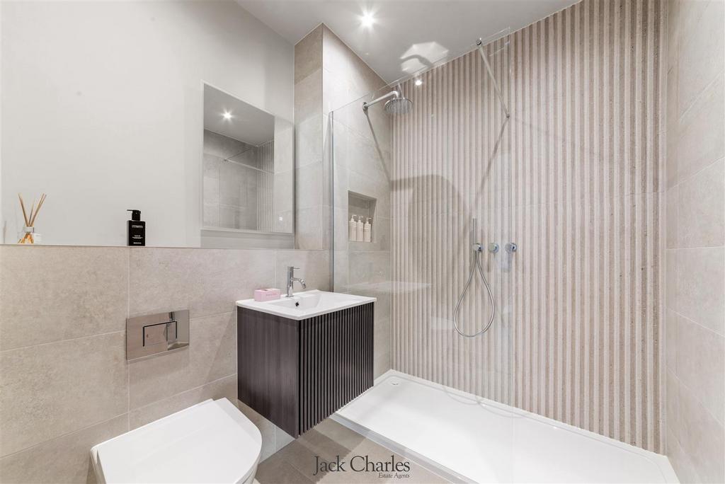 Orchard Drive, Plot 3-25.jpg