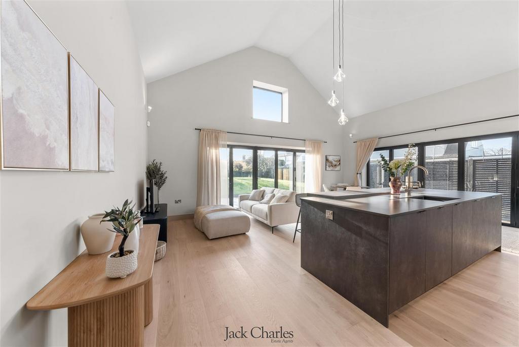 Orchard Drive, Plot 3-37.jpg
