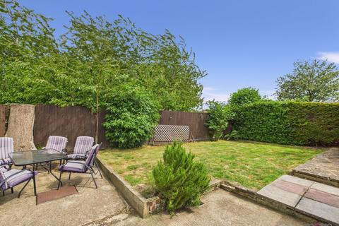 65 Clyde Crescent, Cheltenham, GL52 5QY