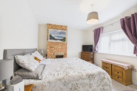 65 Clyde Crescent, Cheltenham, GL52 5QY