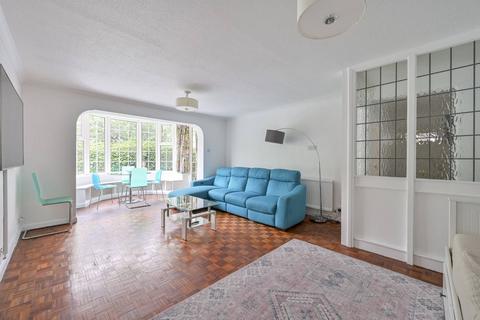 2 bedroom flat to rent, Woodside, Wimbledon, London, SW19