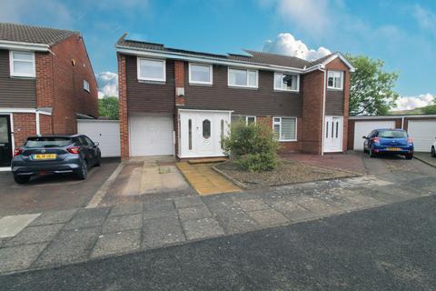 4 bedroom semi-detached house for sale, Bromley Gardens, Blyth, NE24