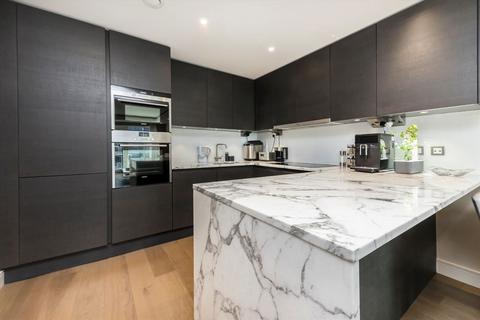 2 bedroom flat for sale, Parr's Way, London W6