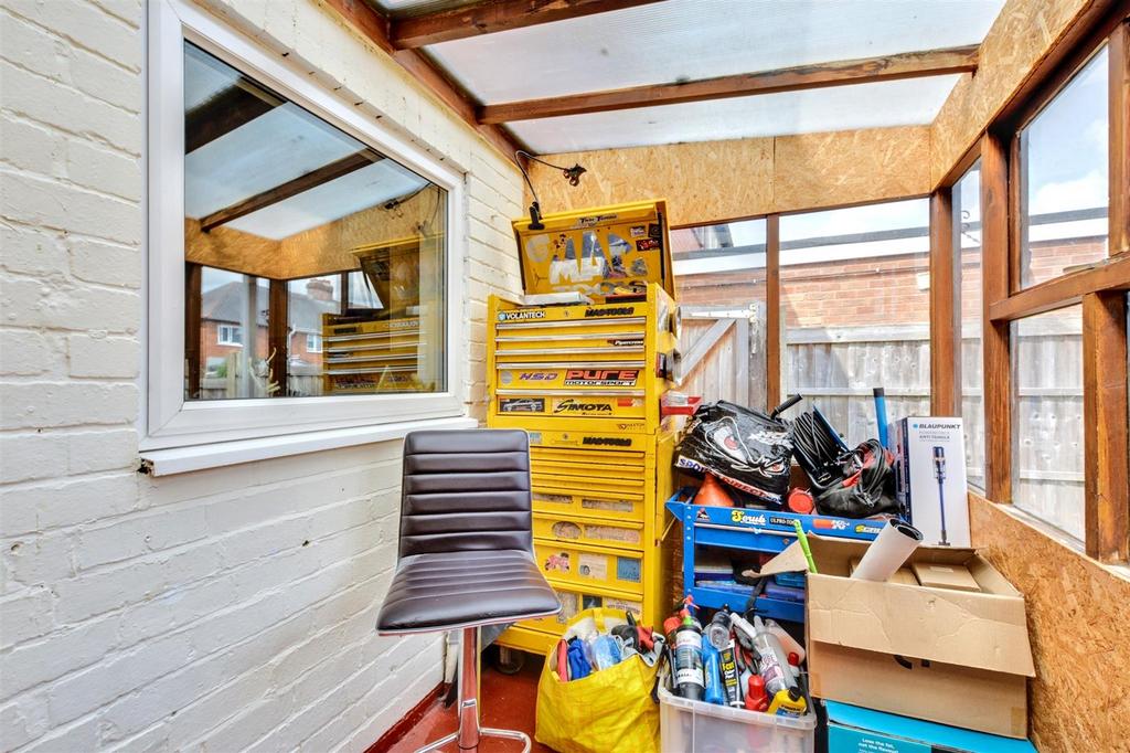 Lean-to