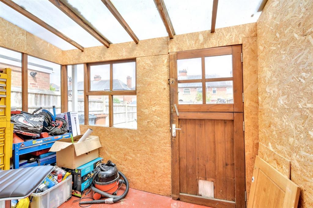 Lean-to