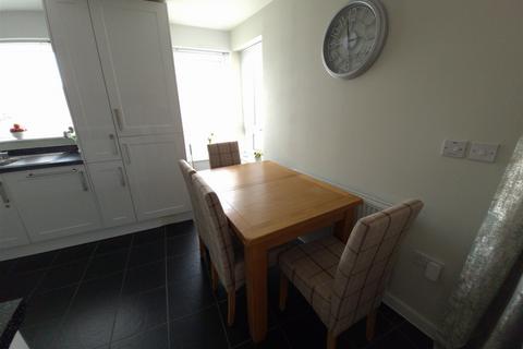 2 bedroom flat for sale, High Street, Chatham, Kent