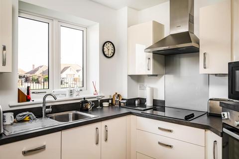 1 bedroom apartment for sale, Miller Court, High View, Bedford, Bedfordshire, Mk41 8EZ