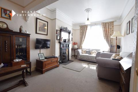 4 bedroom semi-detached house for sale, Vista Road, Clacton-on-Sea