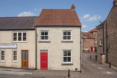 1, Florentines Court Allhallowgate, Ripon, HG4 1WB