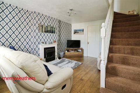 19 Ashwell Grove, Rotherham, S65 1NF