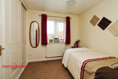 19 Ashwell Grove, Rotherham, S65 1NF