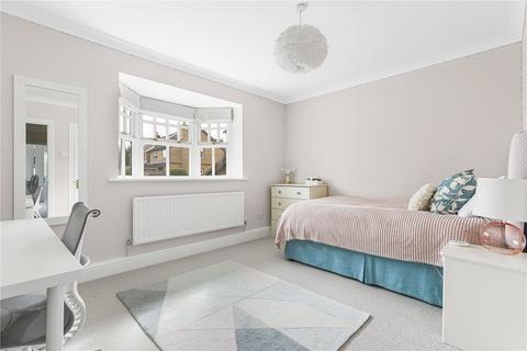 39 Barn Close, Oxford, OX2 9JP