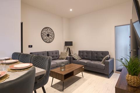 3 bedroom house share to rent, 10, Richardson Street SA1