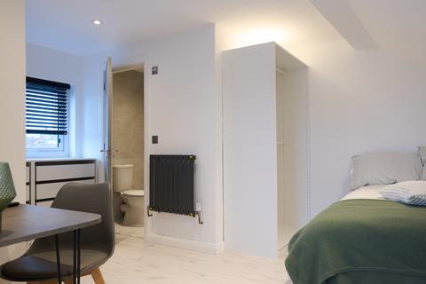 3 bedroom house share to rent, 10, Richardson Street SA1