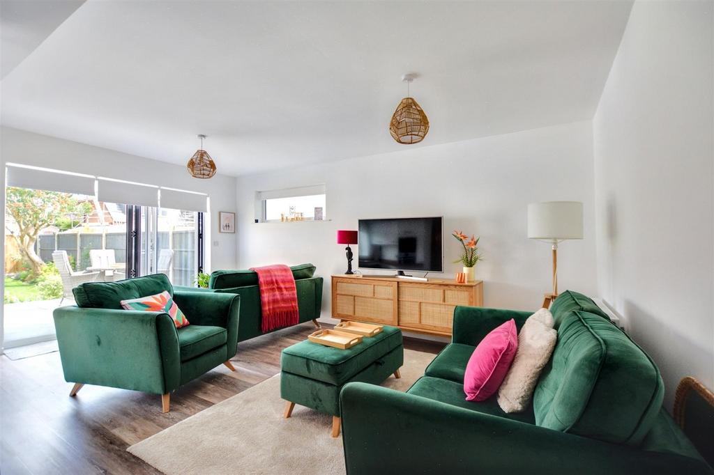 Lounge/Living Area