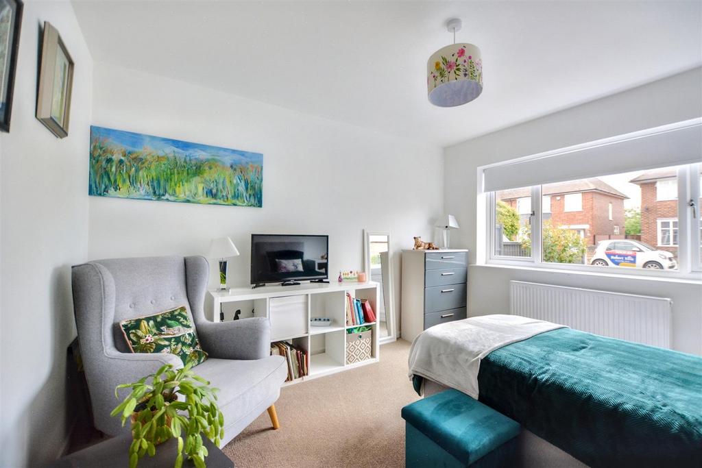Bedroom/Sitting Room