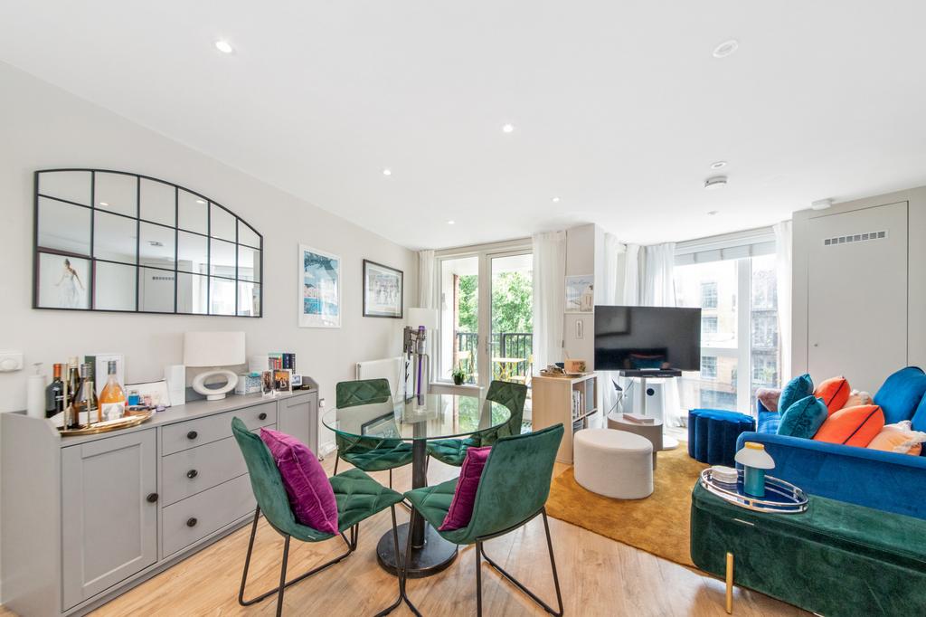 243 Rye Lane, London, SE15 1 bed apartment - £1,950 pcm (£450 pw)