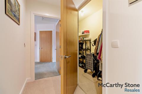 2 bedroom apartment for sale, Roslyn Court, Lisle Lane, Ely, Cambridgeshire, CB7 4FA