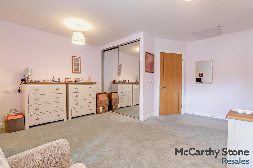 8649349-interior16-800.jpg