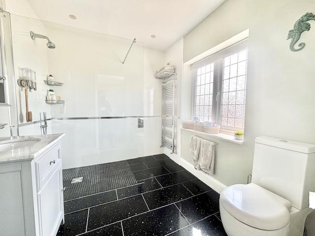 Ensuite
